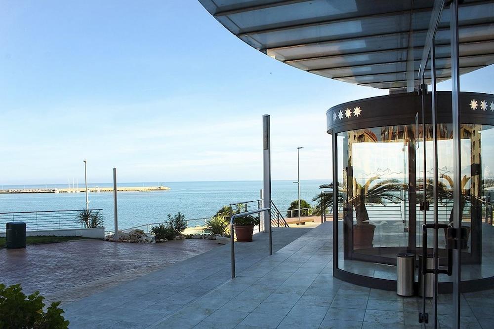 Hotel Flamingo L'Ampolla Εξωτερικό φωτογραφία