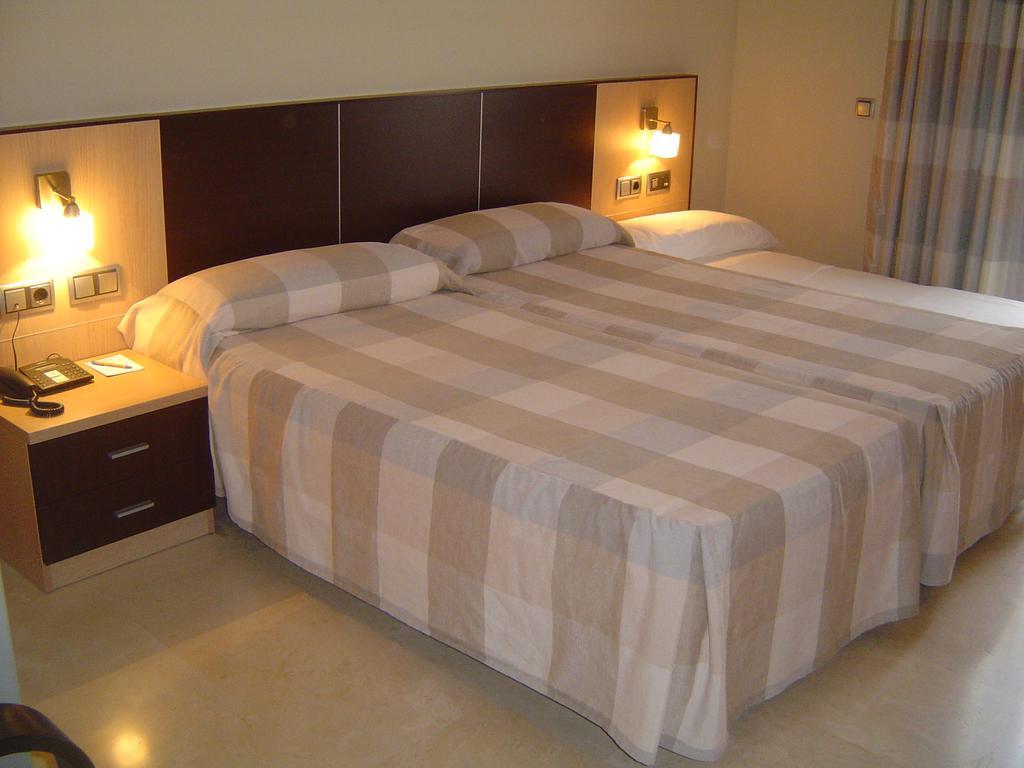 Hotel Flamingo L'Ampolla Δωμάτιο φωτογραφία